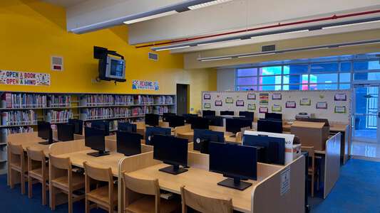 West Hialeah Gardens Elementary School Library in Hialeah Gardens 4
