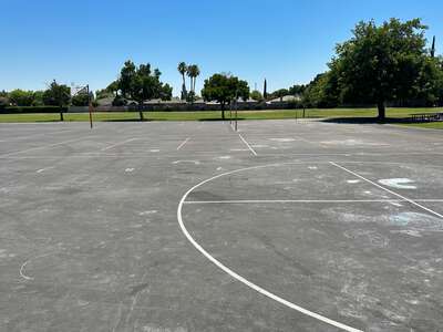 Eaton Elementary School Outdoor Basketball Courts in Fresno
