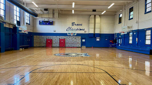 Hamilton Middle School Gym in Houston