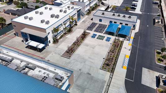 Frank J. Zamboni Middle School Quad in Paramount 2