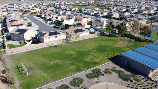 Boulder Ridge Elementary School in Sun City California Slideshow Image 1