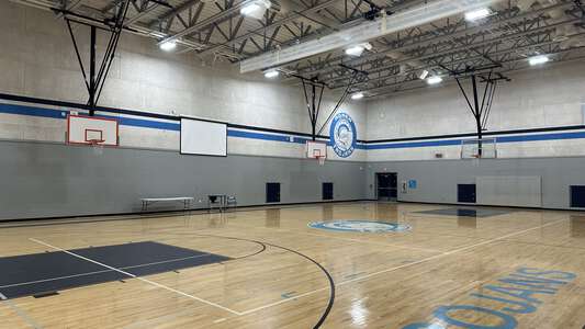 Agnew Middle School Gym - Practice in Mesquite