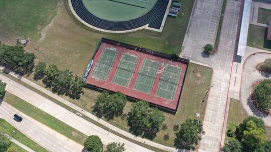 Baines Middle School Tennis Courts in Missouri City 2
