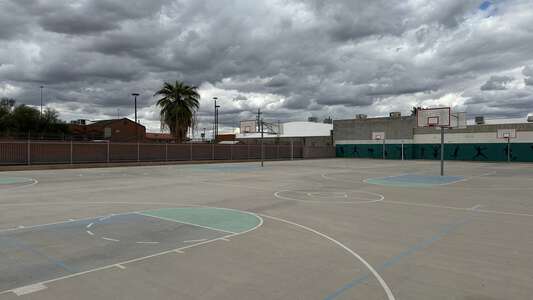Heard Elementary School Outdoor Basketball Courts in Phoenix