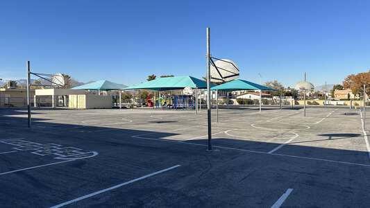 Jydstrup - Helen Elementary School Outdoor Basketball Courts in Las Vegas