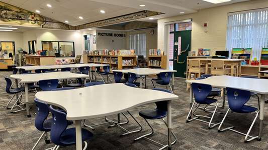 Kempsville Meadows Elementary School Library in Virginia Beach