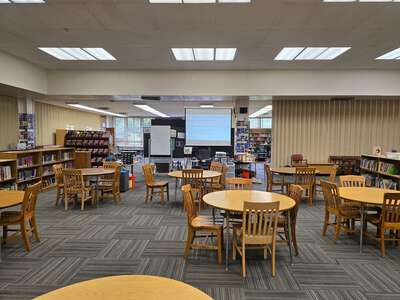 Jackson Middle School Library in Portland