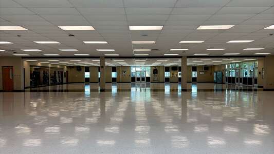Bonnabel Magnet Academy High School Cafeteria in Kenner 2