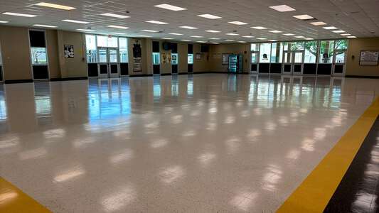 Bonnabel Magnet Academy High School Cafeteria in Kenner 3