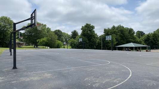 Alvaton Outdoor Basketball Courts