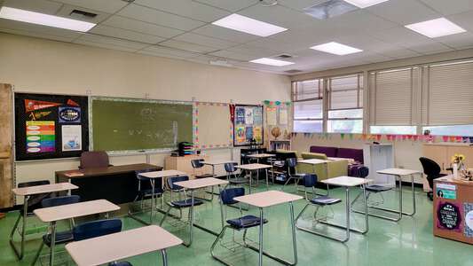 Beverly Hills High School Classroom Standard in Beverly Hills 5