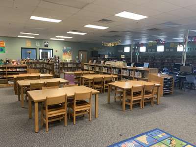 Dixie Magnet Elementary School Media Center in Lexington