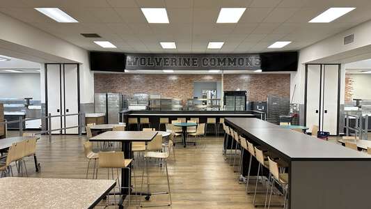 Deer Valley High School East Cafe in Antioch