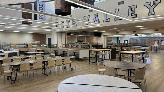 Deer Valley High School East Cafe in Antioch