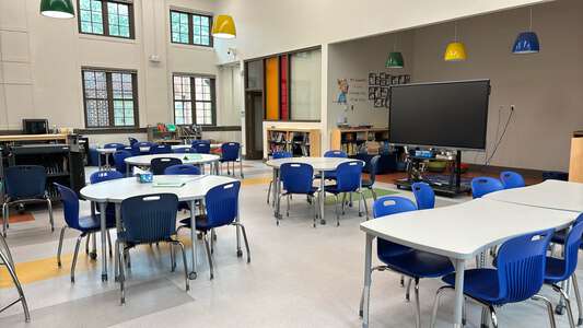 Frank L. Stanton Elementary School Library in Atlanta 2