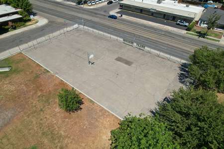 Dailey Elementary School Basketball Court in Fresno