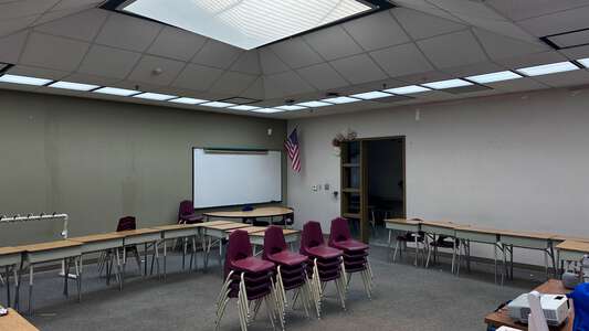 Canyon Vista Elementary School Classroom Standard in Aliso Viejo