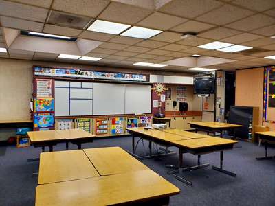 Honey Hollow Elementary School Classroom Standard in Moreno Valley