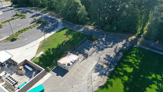 Wildwood Elementary School Parking Lot - Large in Federal Way