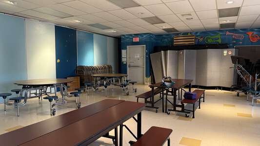 Wildwood Elementary School Cafeteria 3 in Amherst