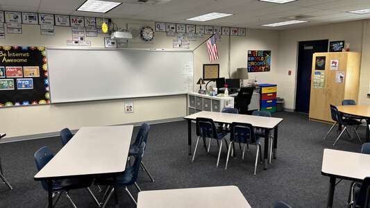 Skyway Elementary School Classroom Standard in Coeur d' Alene
