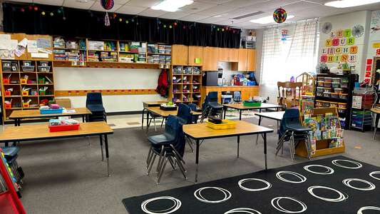 Isely Traditional Magnet K-8 School Classroom Standard in Wichita 4