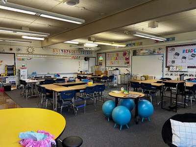 Buena Vista Spanish Immersion School Classroom Standard in Eugene 5