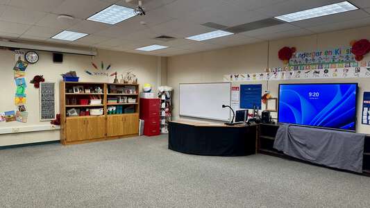 Crowell Elementary School Classroom Standard in Turlock