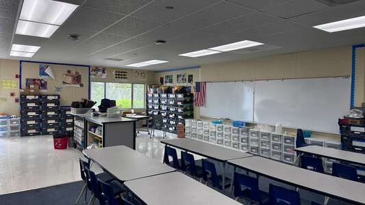 Oak Grove Elementary School Science Room in Aliso Viejo