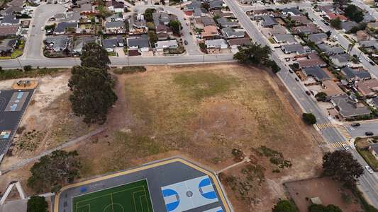 Del Rey Woods Elementary Field - Practice in Seaside