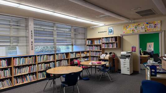 Fuerte Elementary School Library in El Cajon
