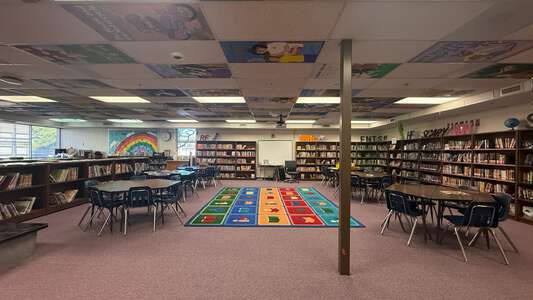 Overholser Elementary School Media Center in Bethany 2