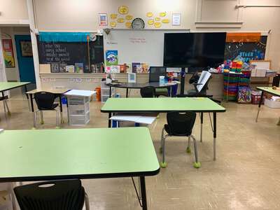 Mathews Elementary School Classroom Standard in Austin