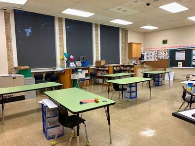 Mathews Elementary School Classroom Standard in Austin