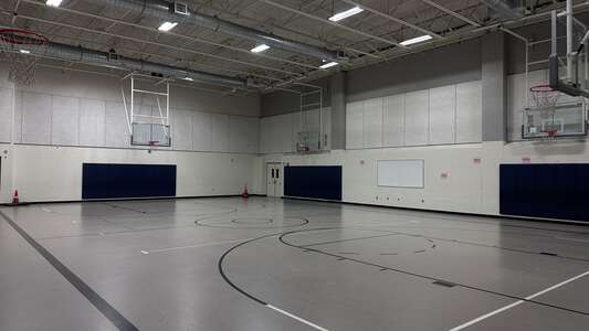 Grady Rasco Middle School Gym - 6th Grade in Lake Jackson