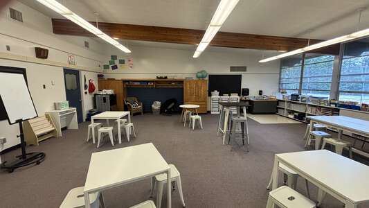 Hiteon Elementary School Room B100 - Classroom in Beaverton 4