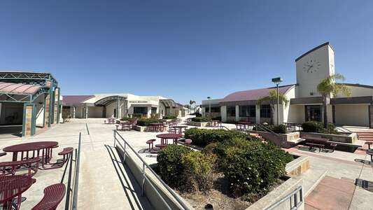 Madison Middle School Cafeteria in Oceanside 3