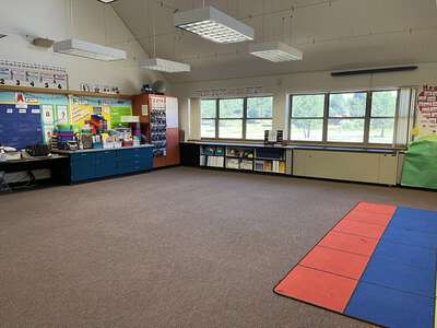 Glenshire Elementary School Classroom Standard in Truckee