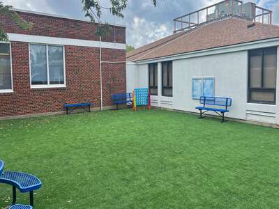 Rosemont Upper and Lower School Courtyard in Dallas