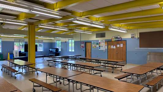 Cummings Elementary School Cafeteria in Keizer