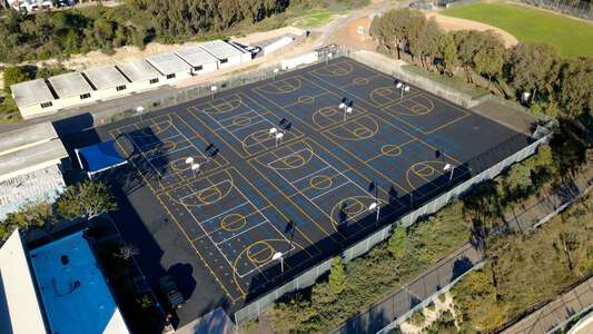 Diegueńo Middle School Outdoor Basketball Courts in Encinitas
