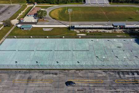 Bloomingdale High School (4141) Tennis Courts in Valrico 3