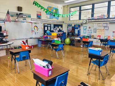 Loma Vista Elementary School Classroom Standard in Ventura