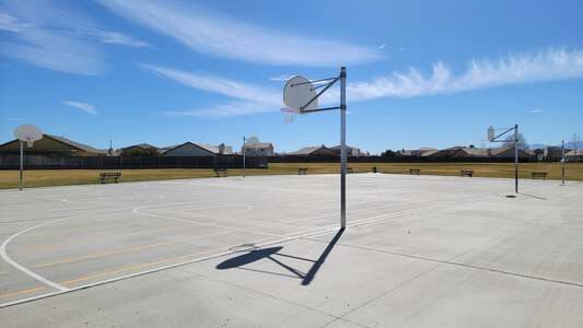 Victorville Outdoor Basketball Courts