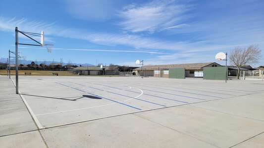 Vista Verde Elementary School Outdoor Basketball Courts in Victorville