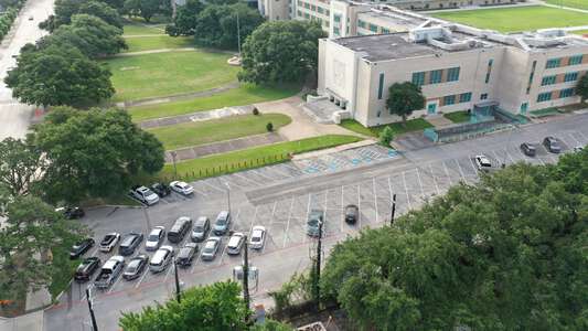 Lamar High School Parking Lot - Front in Houston
