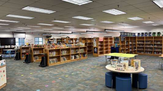 Landstown Elementary School Library in Virginia Beach 3