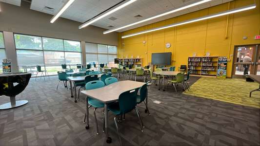 West Manor Elementary School Media Center in Atlanta 3