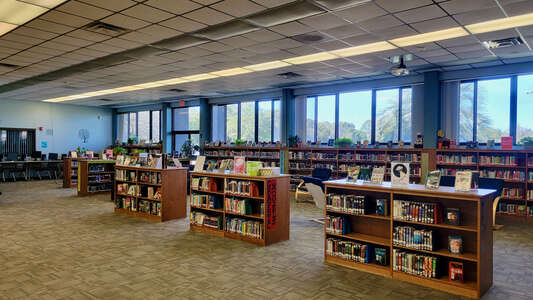 Green Cove Springs Junior High School Library in Green Cove Springs