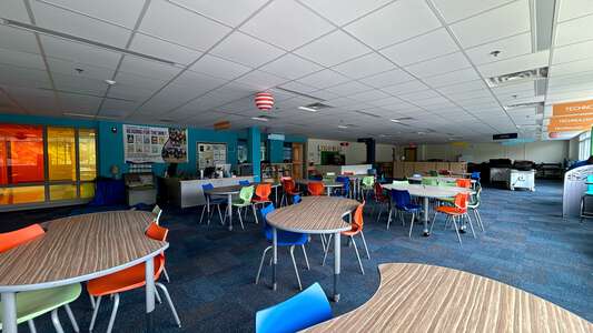 Harper Archer Elementary School Media Center in Atlanta 3